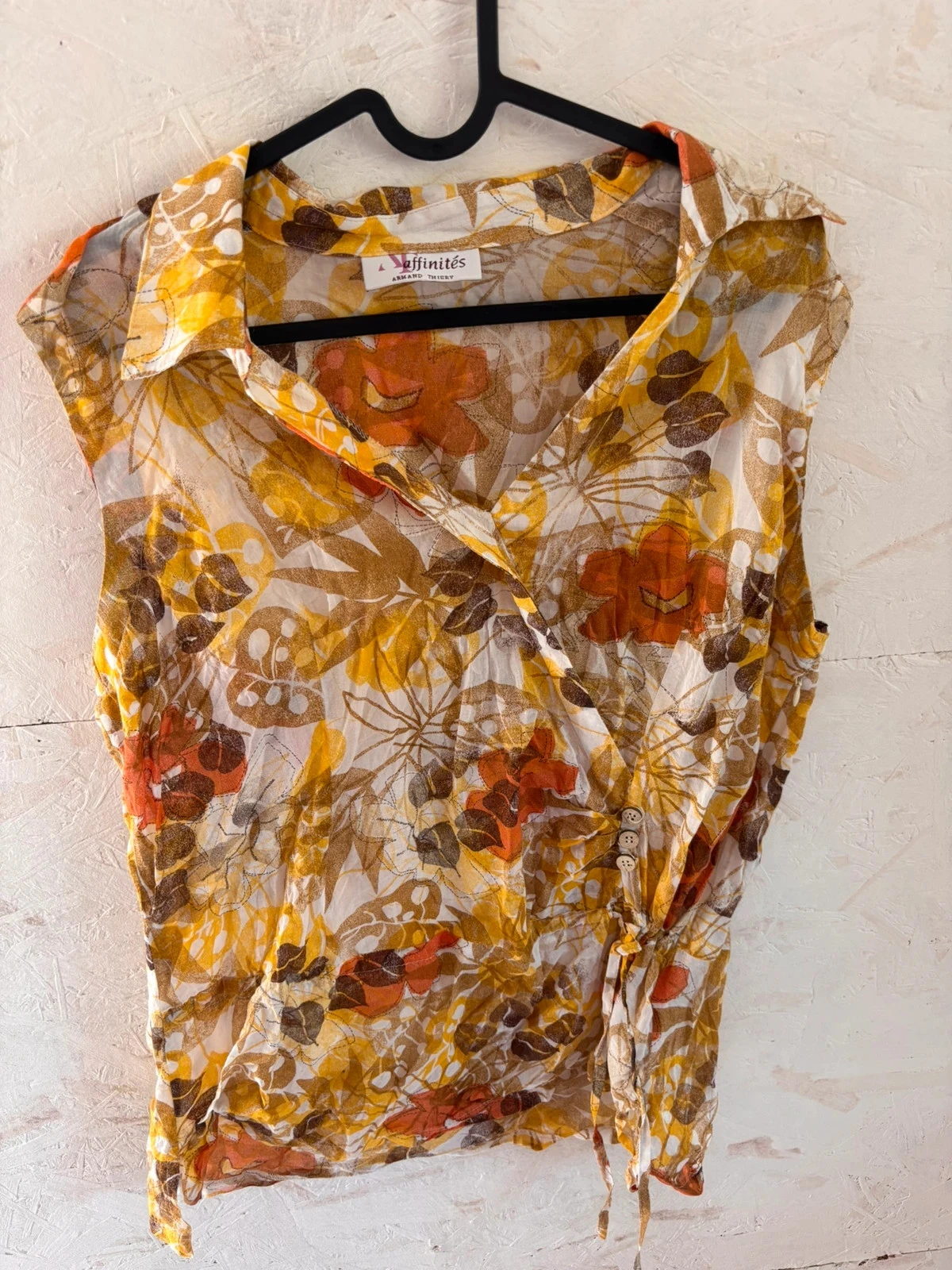 Zijden blouse zonder mouwen met ronde hals en bloemmotieven Affinités (Armand Thiery) Maat 42 (geschat) – photo 3